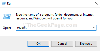اضغط على Win + R لفتح Run Box ، واكتب Regedit ، واضغط على Ok